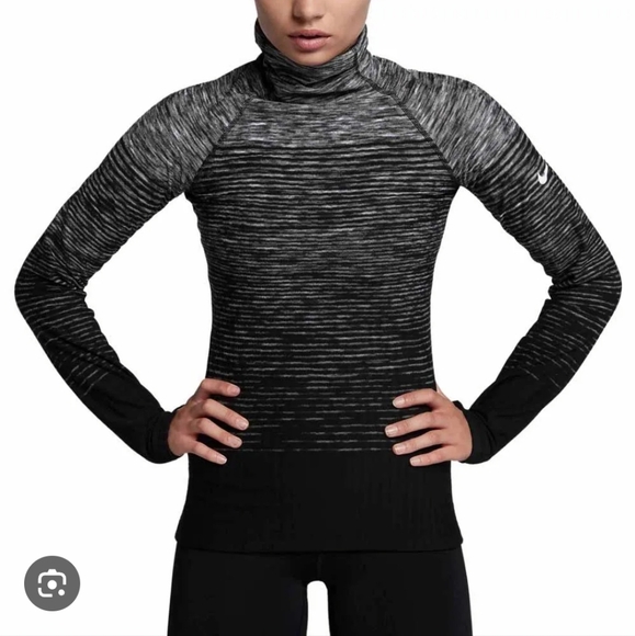 Nike PRO Hyperwarm Long Sleeve Funnel Neck Training Top Size Medium Black/Gray - Picture 1 of 14